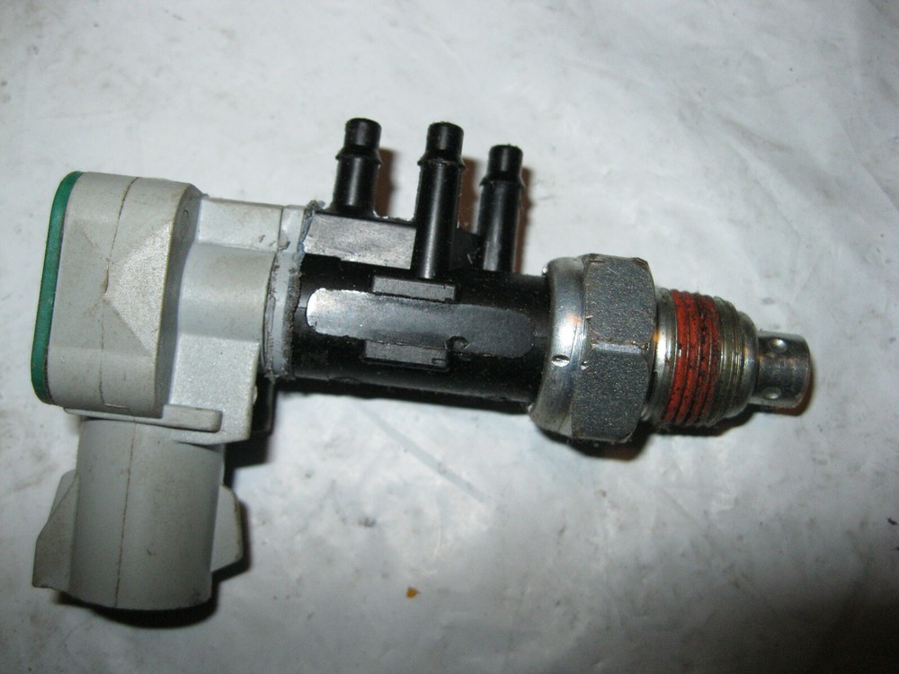 Ported Vacuum Switch Standard PVS22 fits 1996 Ford Econoline Super Duty