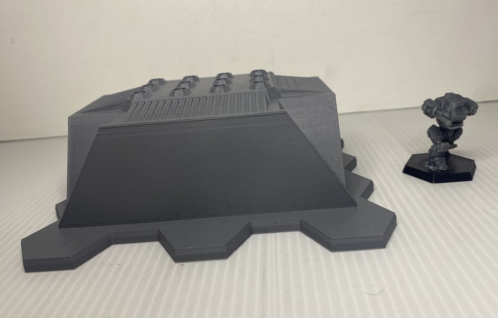 Spacecraft Hangar w/ Hex Base, Tabletop War Game Terrain Battletech (6mm)