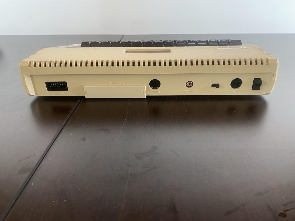 Vintage Retro Atari 800XL Computer - Tested & Working!