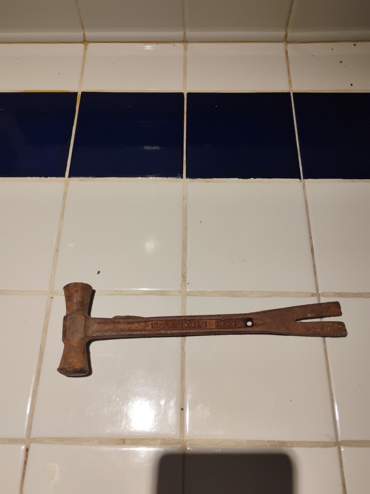 Malleable Iron Crate Opener (Extremely Rare)