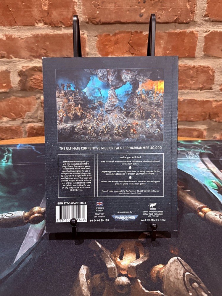 WARHAMMER 40K 9TH ED CORE RULEBOOK + CHAPTER APPROVED MISSION DECK + BONUS ITEMS