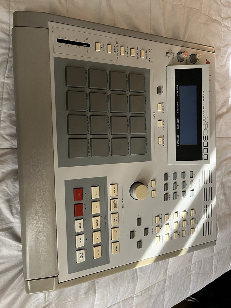 Akai MPC3000 Rhythm Machine Sampler Sequencer Vintage Japan