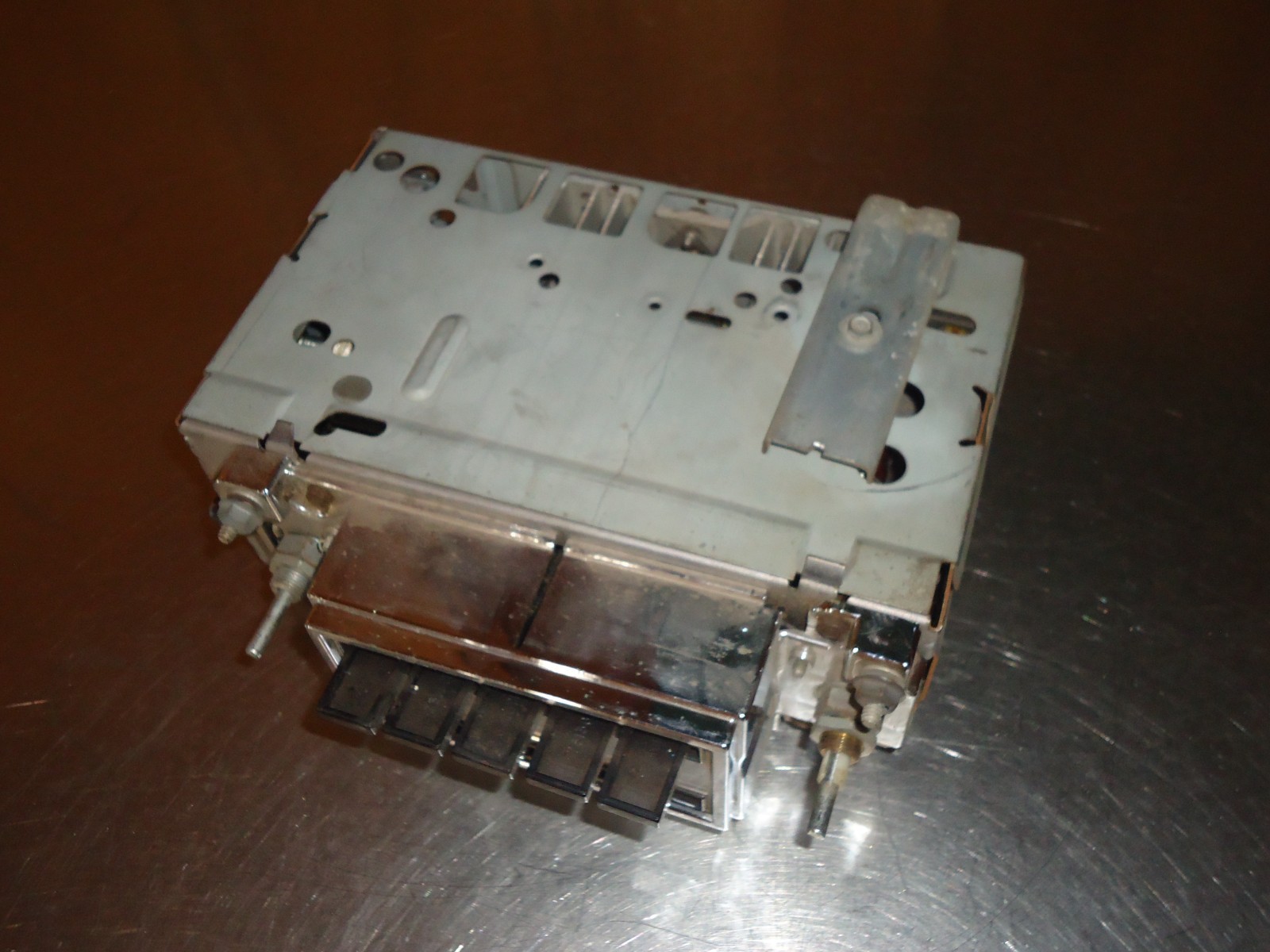 OEM GM Delco AM Radio 24APB1 7313604 Sonomatic 1972 Buick Skylark