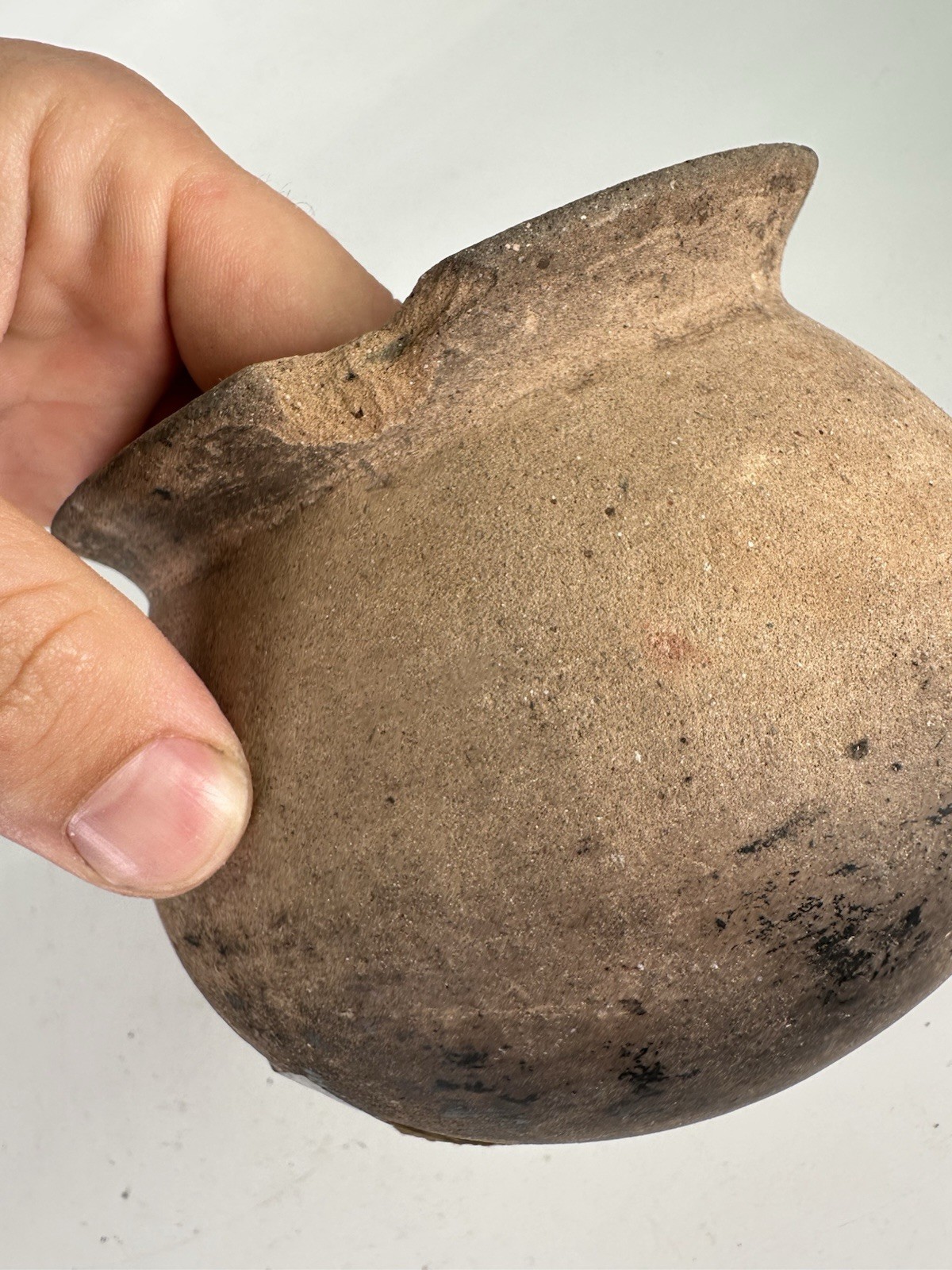 Pre-Columbian Pottery Vessel of Unknown Origin ca. 600 - 1500 AD Museum Hohokam