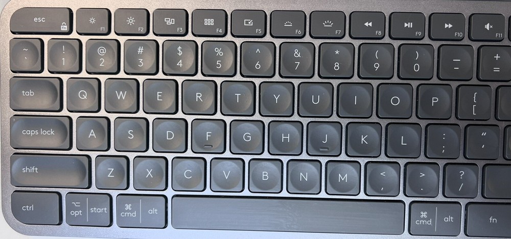 Logitech MX WIRELESS GRAY INDIVIDUAL REPLACEMENT KEYBOARD KEYCAPS KEYS (YR0073)