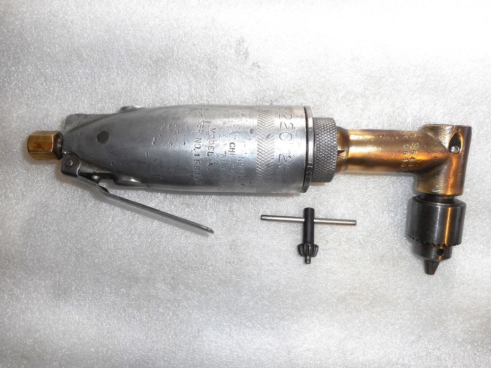 RIGHT ANGLE DRILL, CHICAGO PNEUMATIC MODEL 302A