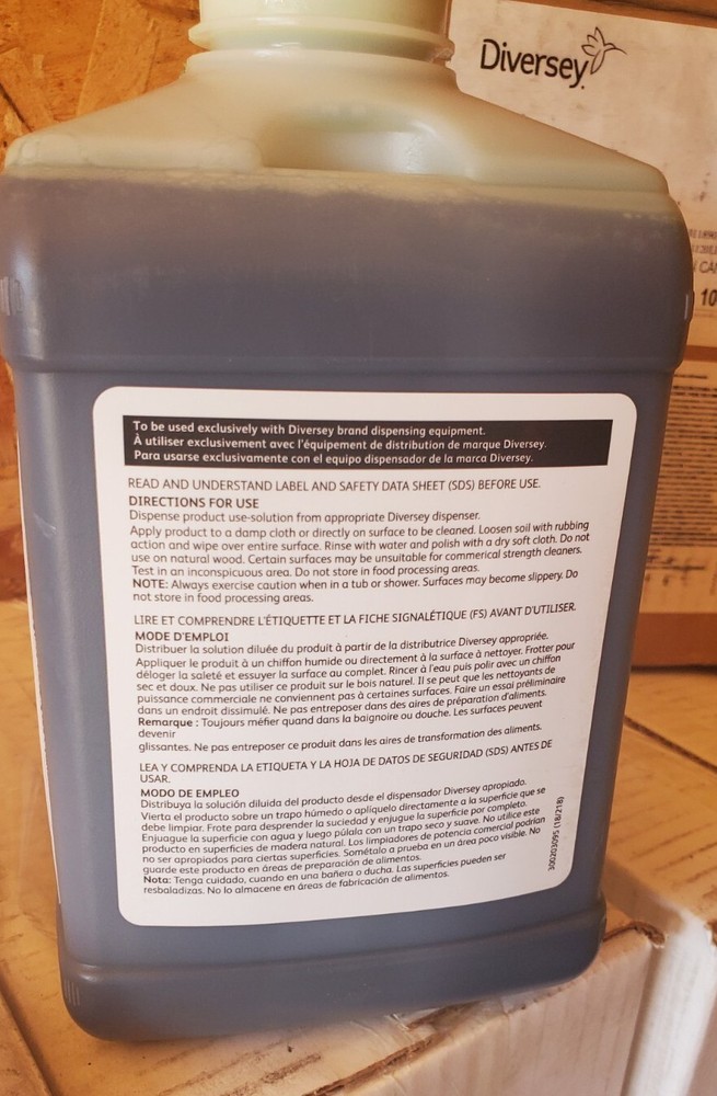 2) Diversy Crew Multipurpose Restroom Cleaner 2.5L