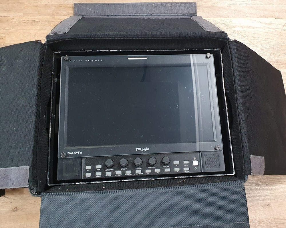 TVlogic LVM-074w