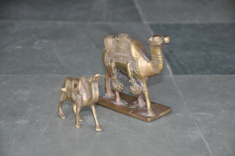 2 Pc Vintage Solid Handcrafted Engraved Brass Baby & Mother Camel Figurines