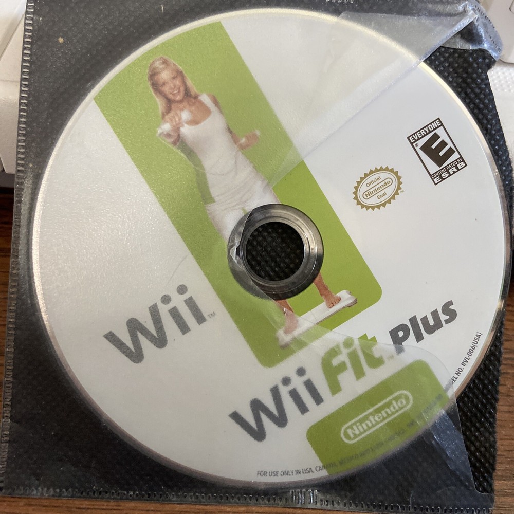 wii consule and Balance board