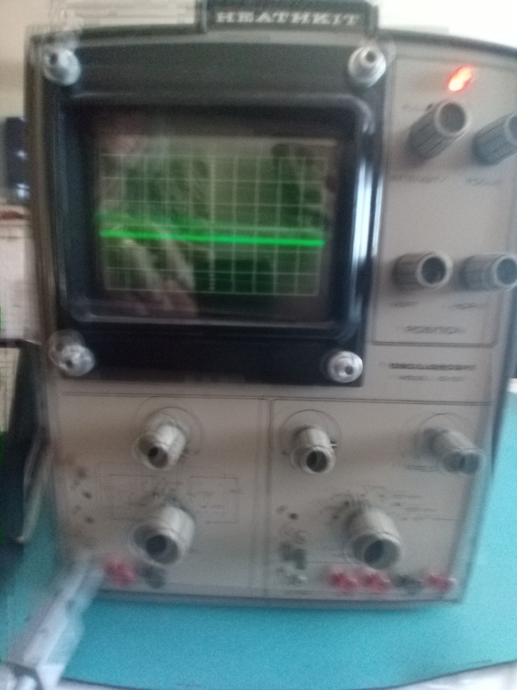 Heathkit IO-102 Oscilloscope -- powers up, needs calibration and refurbishment