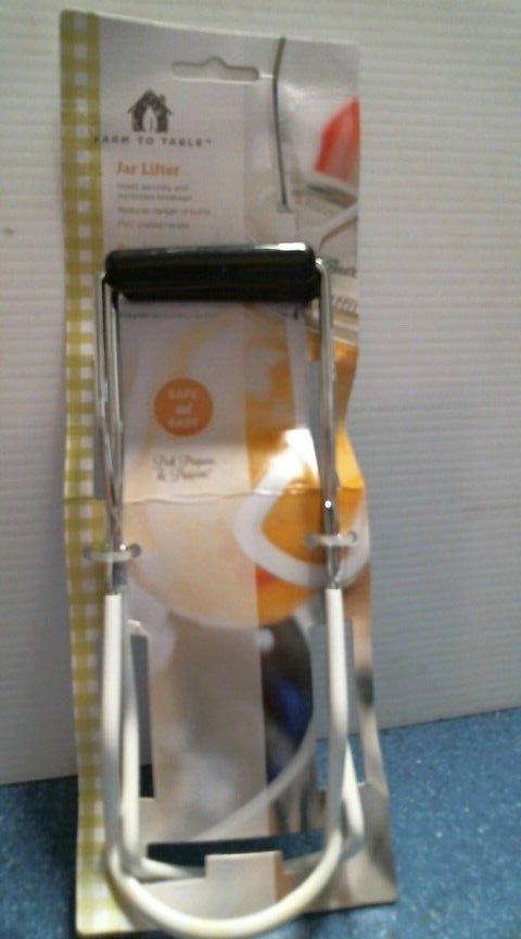 Farm to Table Jar Lifter (05645) FS