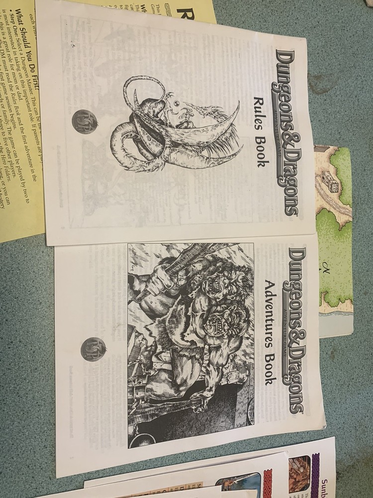 Dungeons &Dragons RARE Adventures & RULES Book 1999 Character SHEETS & Map