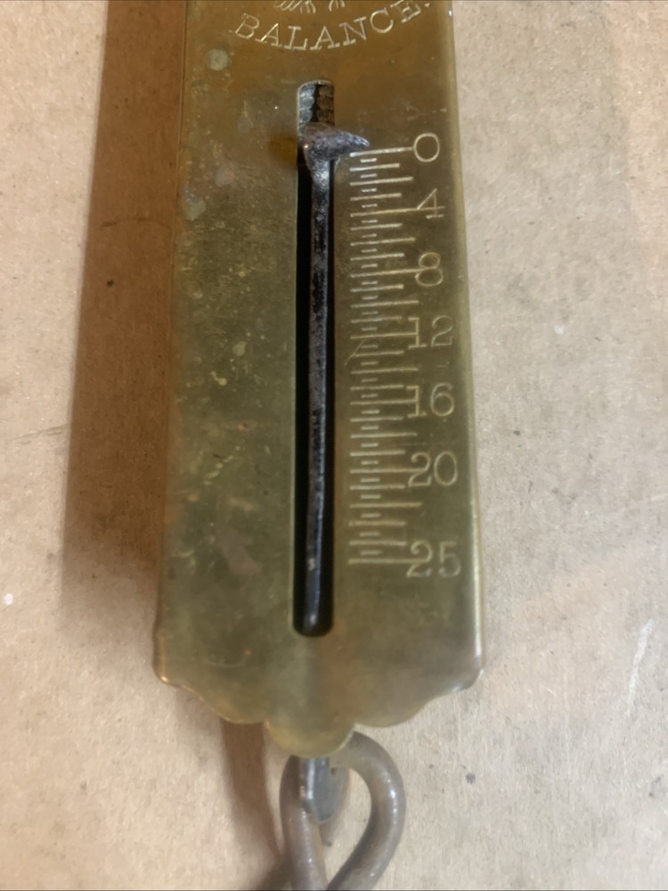 Vintage P S & W Spring Scale 25 lb. Brass