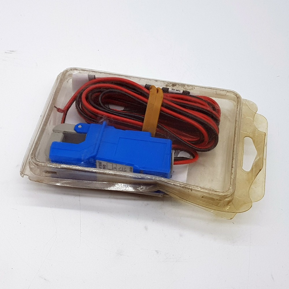 Universal Technic Fluke M1 200A / 200mA Blue Clamp-On Current Probe