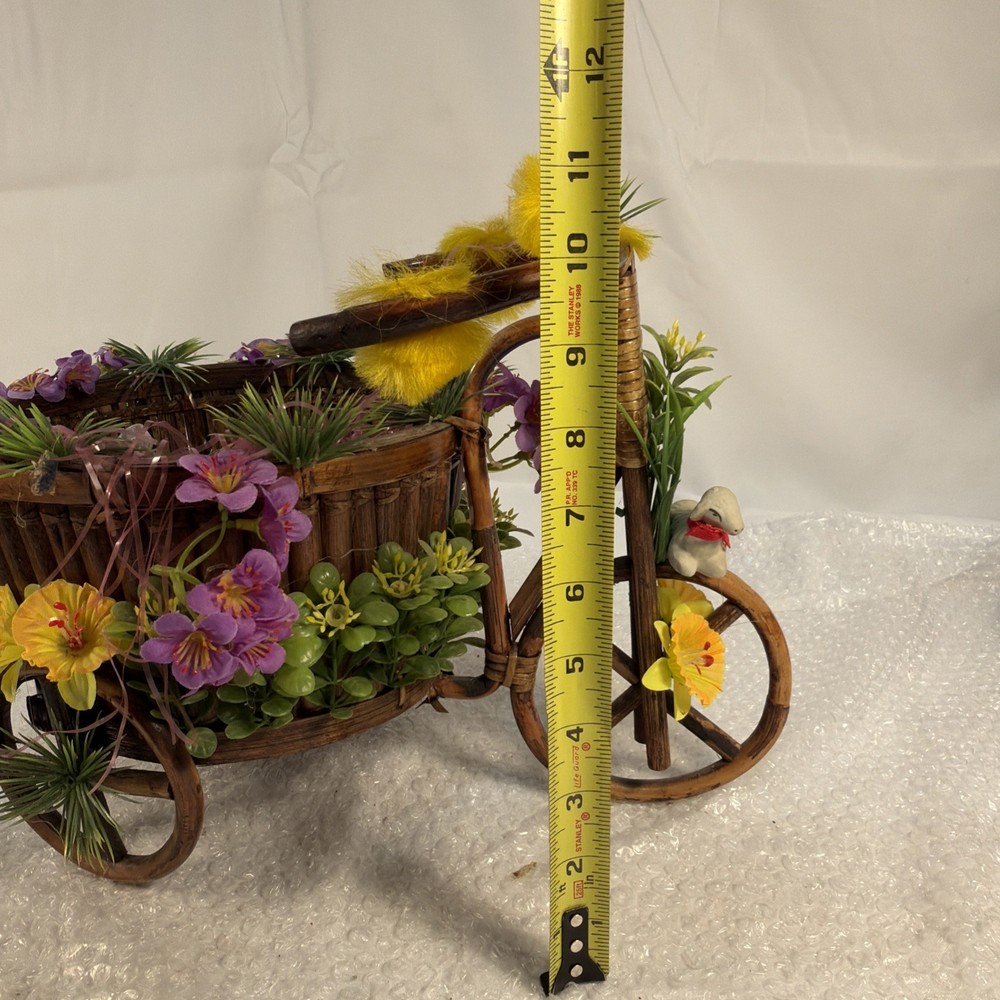 Wooden Decorative Bycle With Easter Bucket