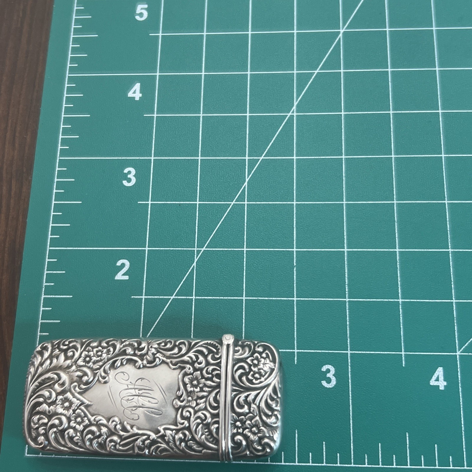 Antique Sterling Silver Ornate Floral Motif Match Safe Vesta Case HAS MONO