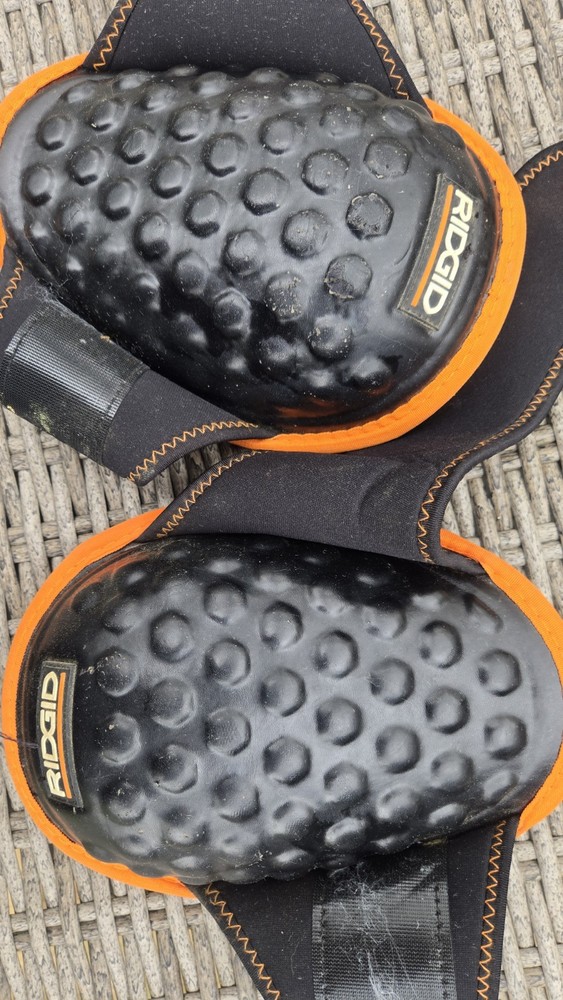 RIDGID Gel Foam Knee Pads - Black