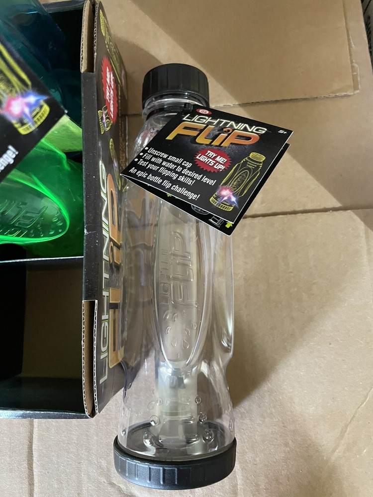 LIGHTNING FLIP BOTTLE GAME LIGHTS UP