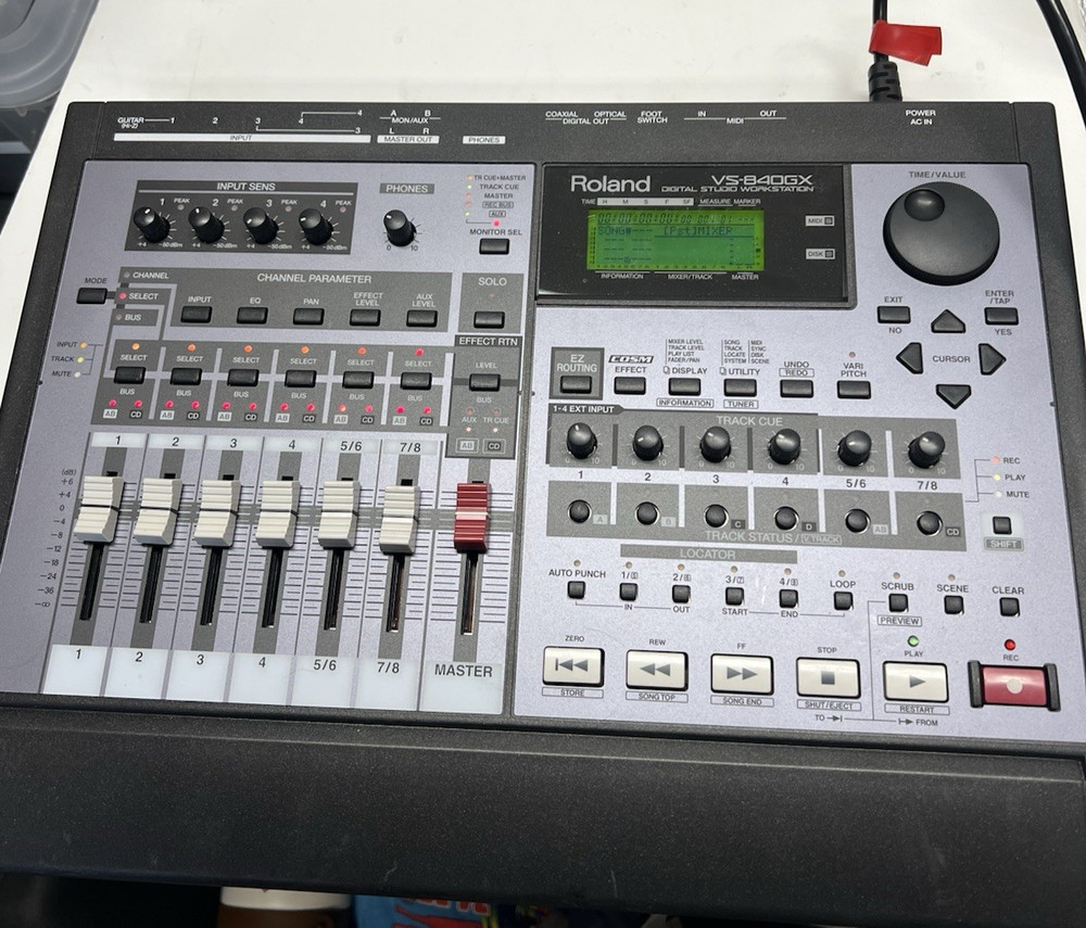 Roland VS-840GX Digital Studio Workstation