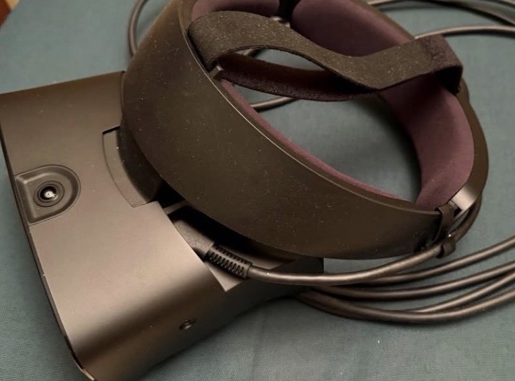 Oculus Rift S VR Headset PC Gaming Bundle w/ Controllers & Cables Tested Working