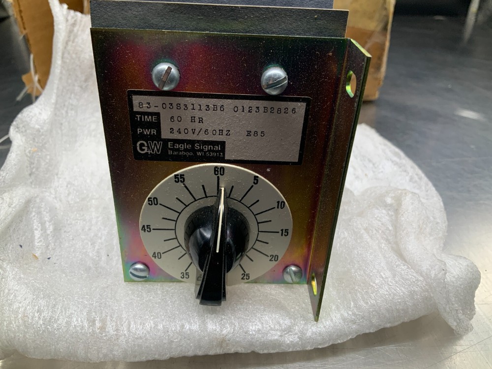 GW Eagle Signal Controls 83-03S3113B6 Timer 60-Hour, 240v