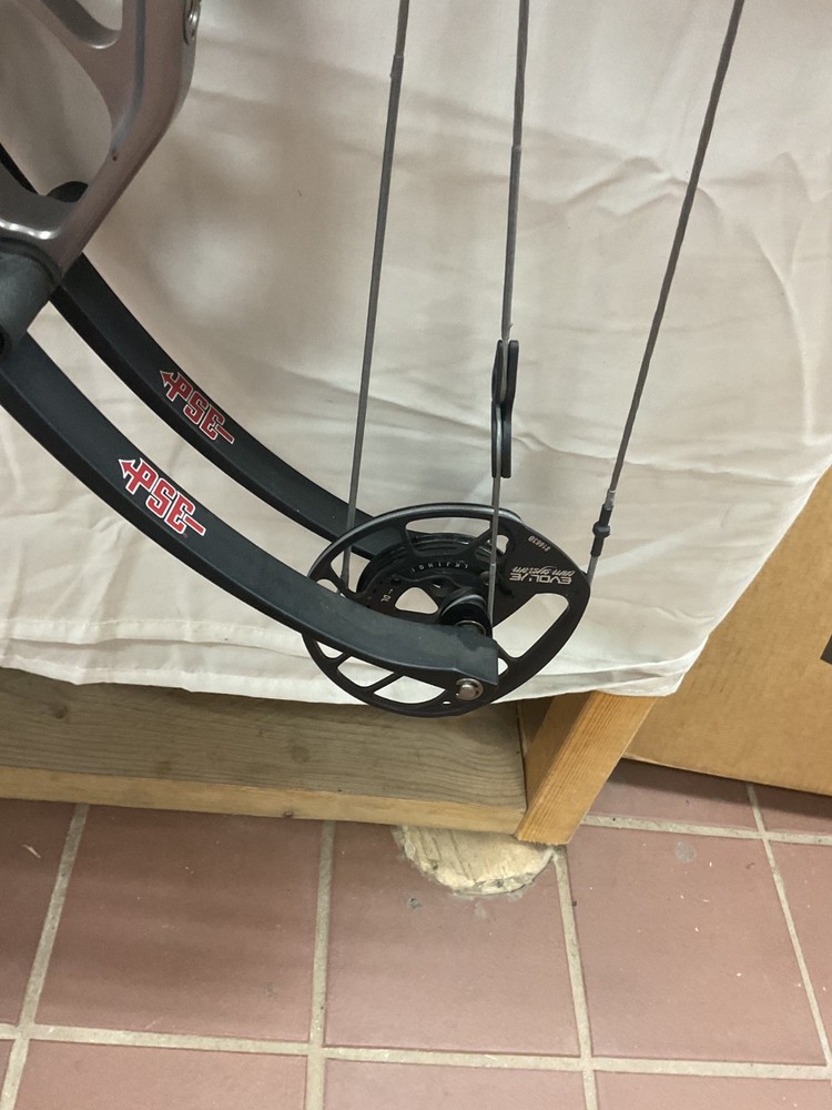 PSE Citation 36 Silver-Black 60LB