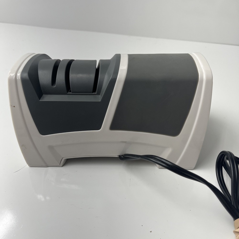 SMITHS 50378 Essentials Deluxe Diamond Electric Knife Sharpener