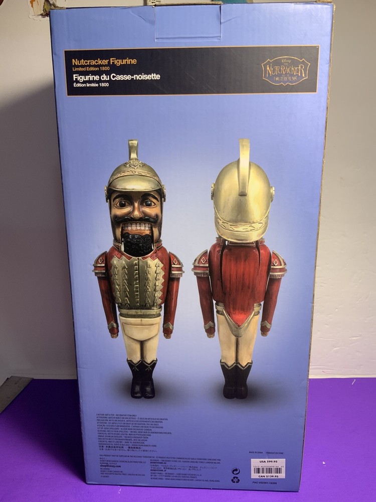 Disney The Nutcracker And The Four Realms Figurine Nutcracker NEW 14”