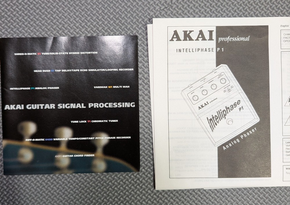 AKAI Intelliphase P1 Analog Phaser - Vintage Dynamic Touch Phasing Effect