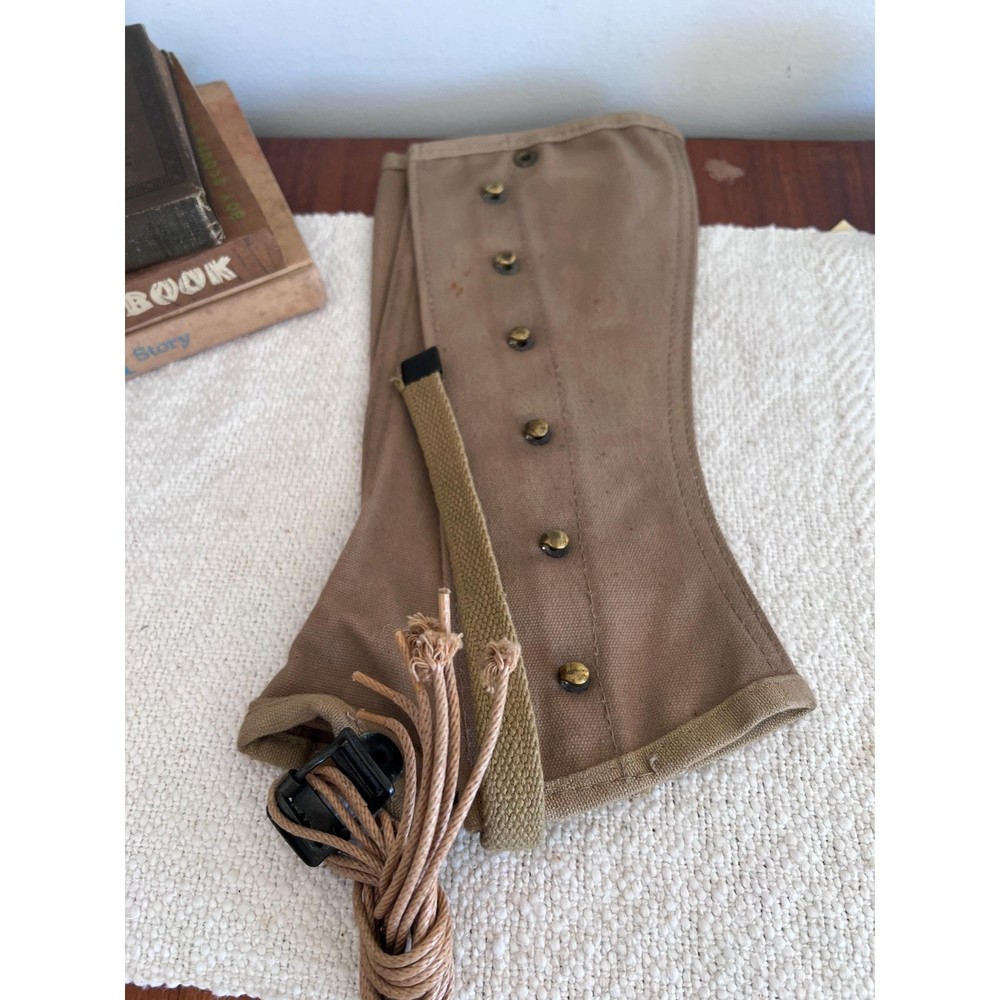 Single WWII-Era US Military Canvas Leg Gaiter (4025)