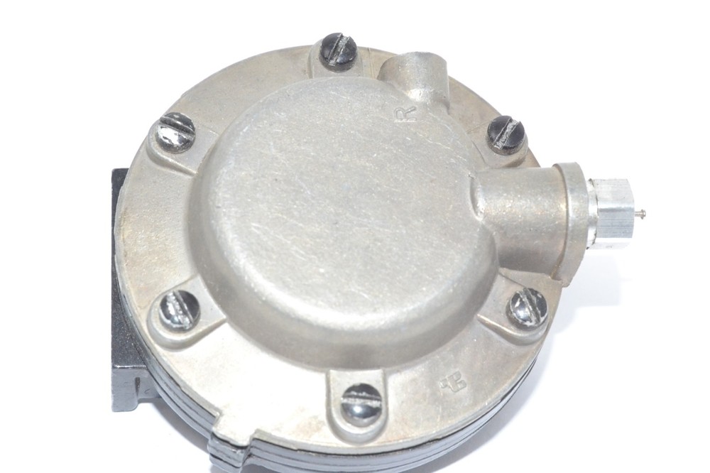 Pressure Booster Relay, Manifold Regulator Black