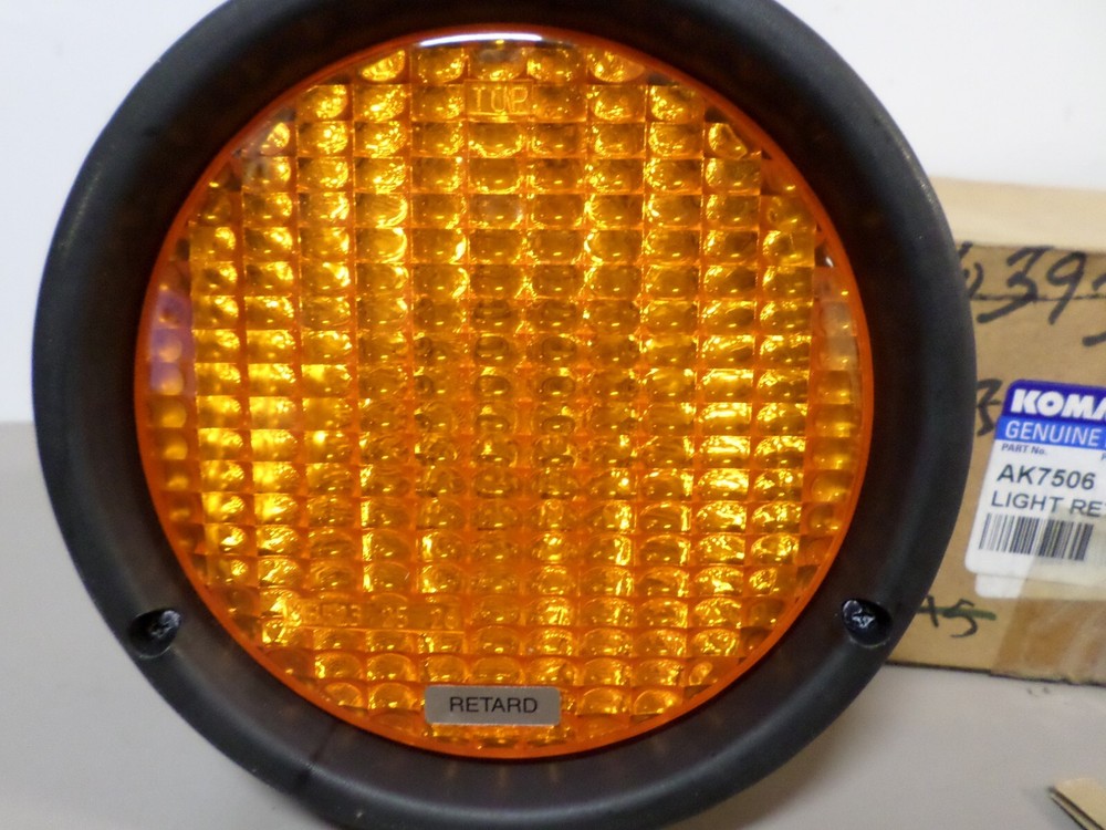 KOMATSU AK7506 Active Braking ( RETARD ) Warning Light Assembly
