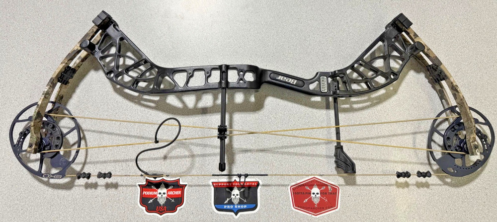 BEAR WHITETAIL MAXX...RH...BLACK/CAMO