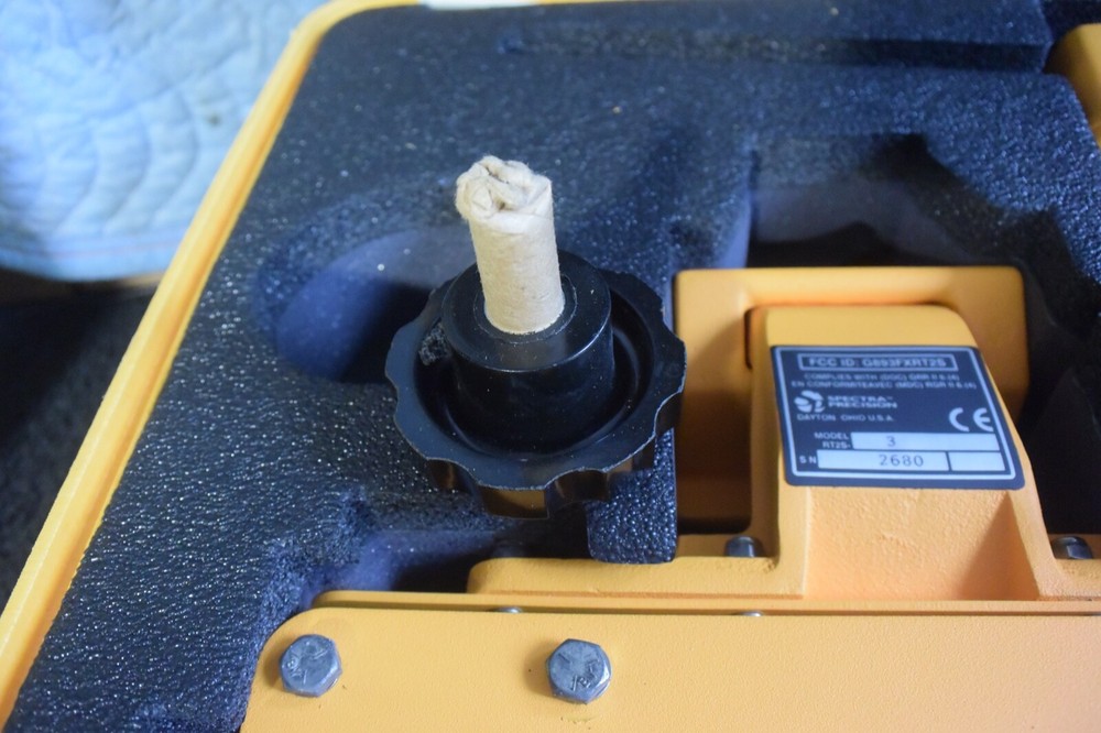 Spectra Precision Grade Display Receivers Model DRS2-3 & RT2S-3 NEVER USED!!!!!