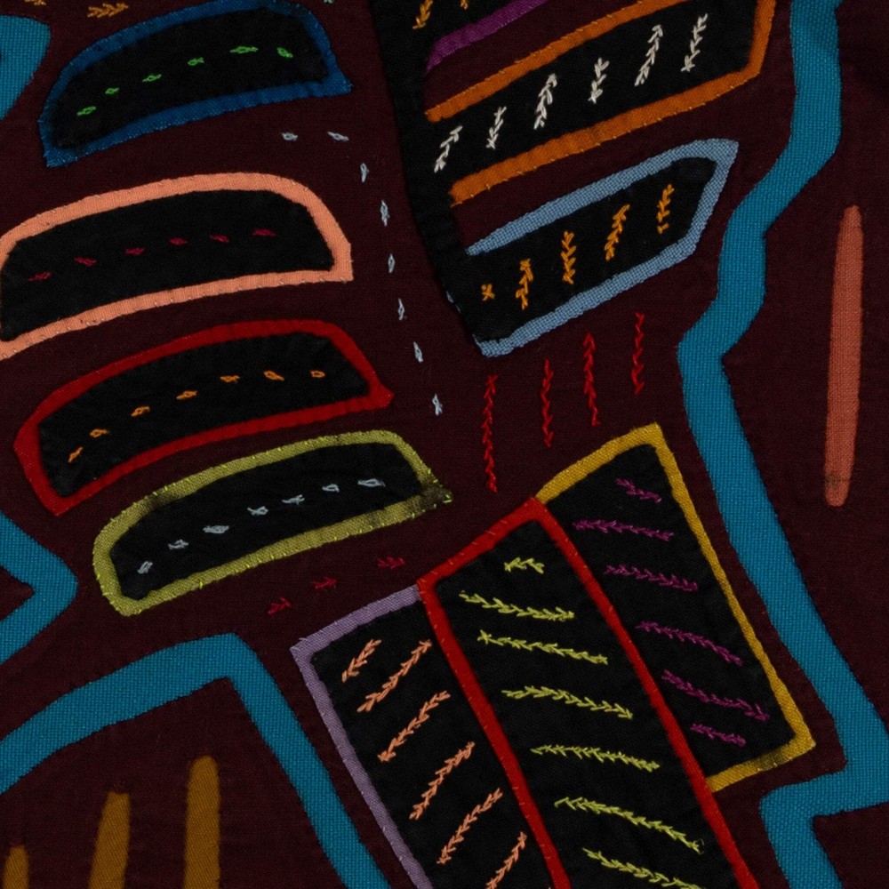 Maroon And Turquoise Kingfisher With Fish Mola