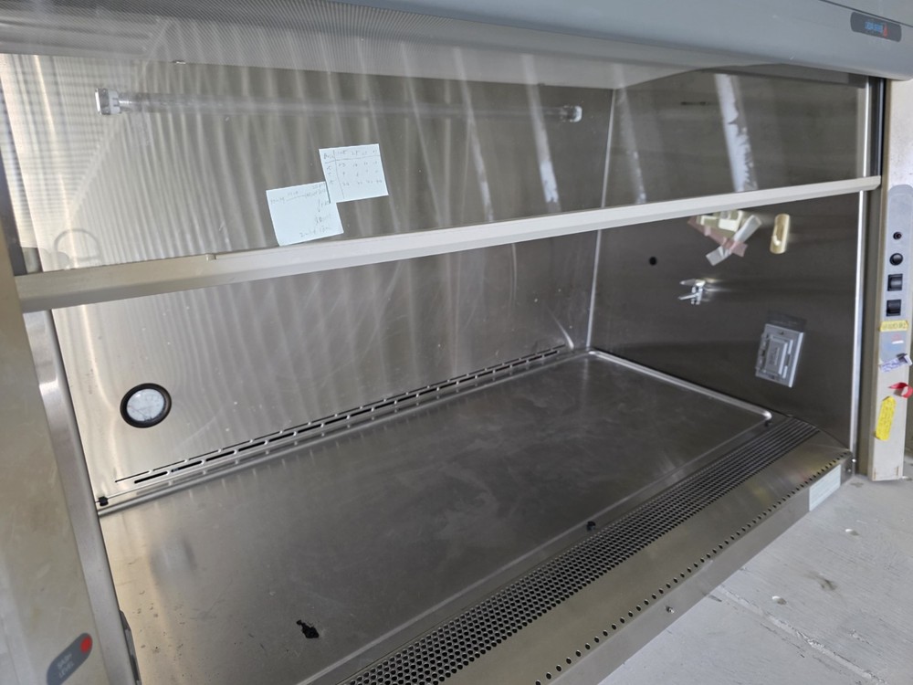 Labconco Purifier Class II Biosafety Cabinet