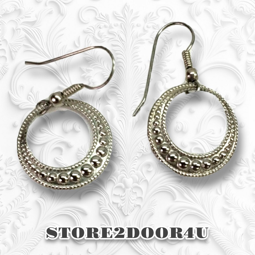 Vintage 80's Dangling Earrings Silver Crescent Moon design.
