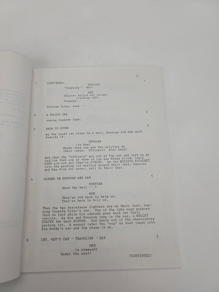 V / Steven E. de Souza 1984 TV Script, Robert Englund, Marc Singer "Dreadnought"