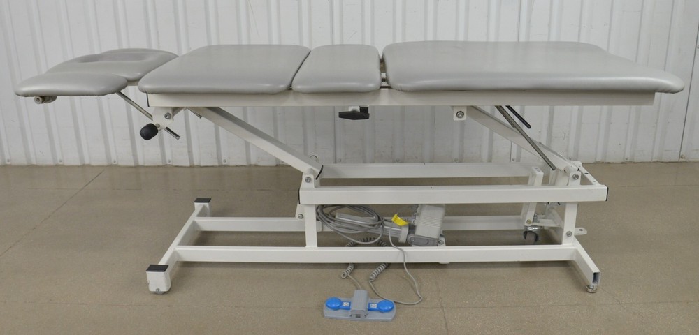 Armedica AM-450 Six Section Traction Table W/ Foot Switch