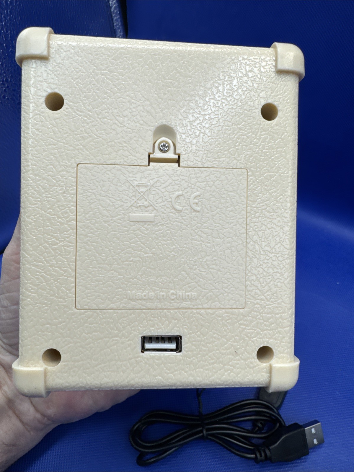 AVO CIGARS "Miniature GUITAR AMP" With Chords See Pictures