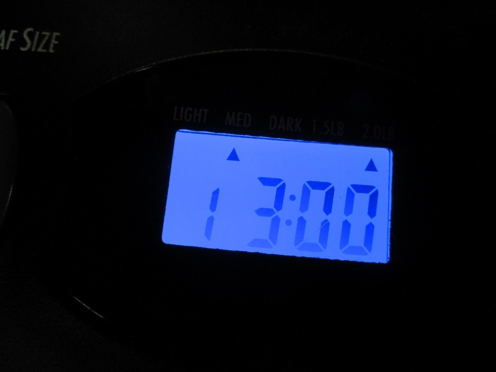 Hamilton Beach 29882 BM07 Home Baker Automatic Bread Maker Machine w/ Xtra