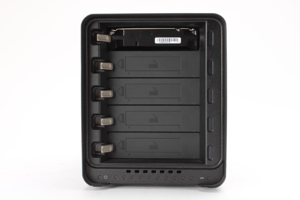 Data Robotics DRDR5-A Drobo 5D External 5-Bay Storage Array With 1x 4TB HDD