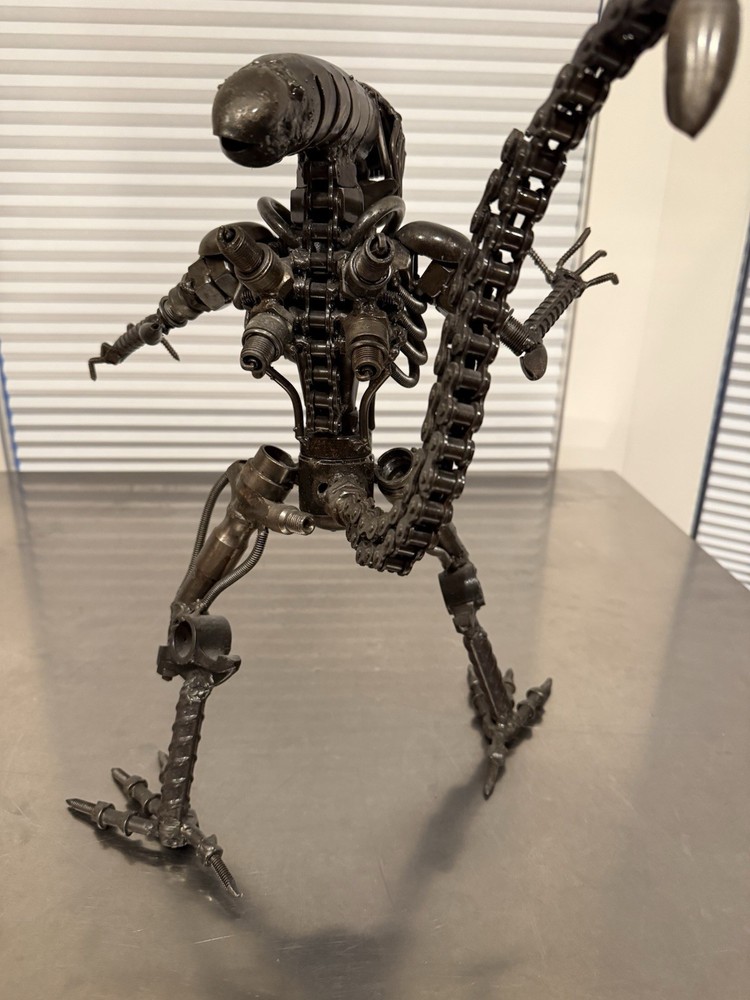 metal sculptures alien