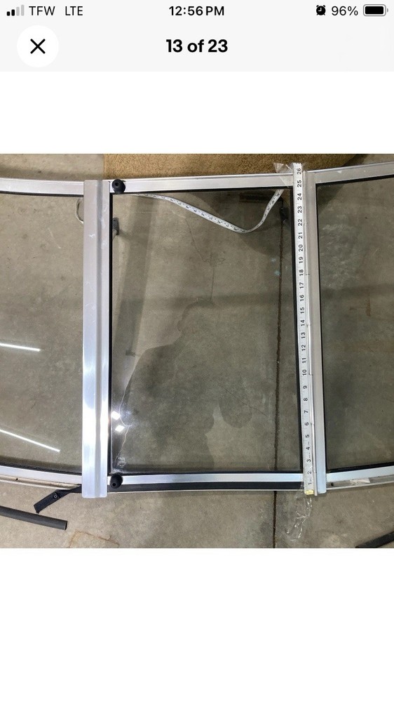 2002 Larson Sei 180 Center Windshield Glass Taylor Made Tempered