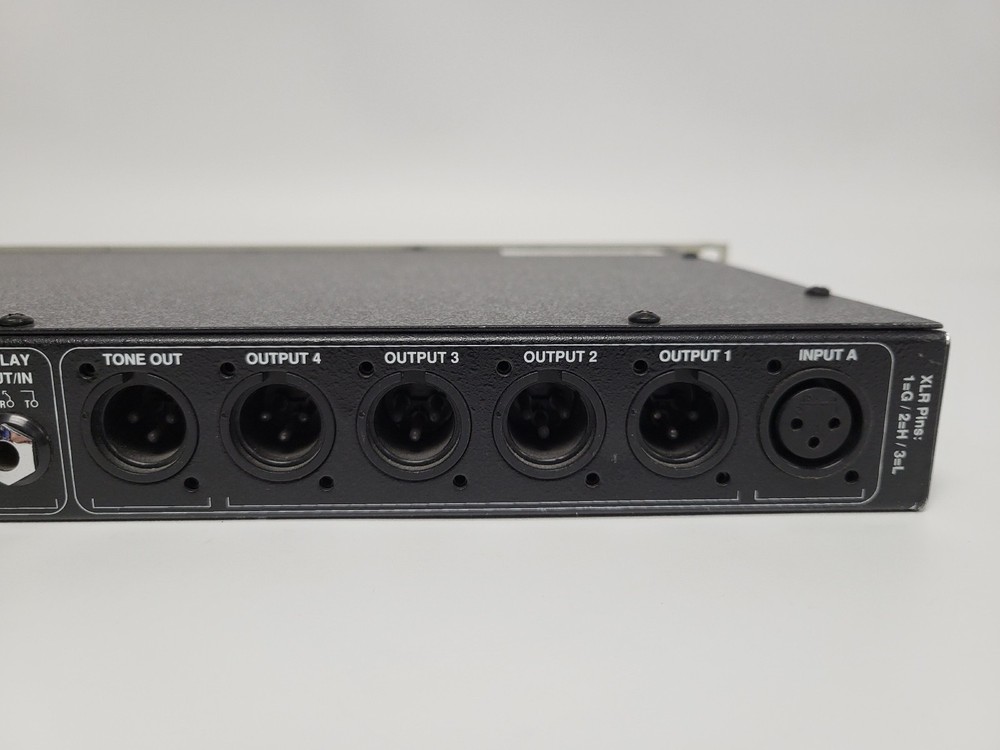 Brainstorm SR-15+ Time Code Distripalyzer (Analyzer/Distributor/Reshaper/Strip)