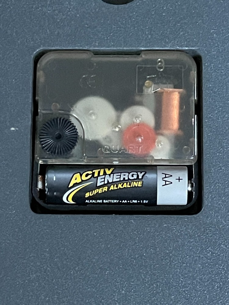 Vintage MONTRE Rectangular Brown & Silver Framed Quartz Wall Clock Japan Rare