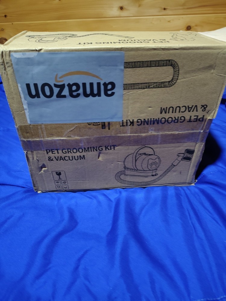 Pet Grooming Kit & Vacuum