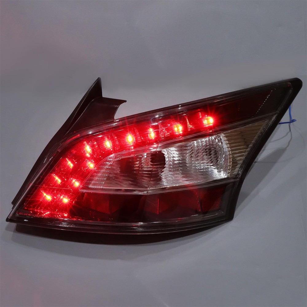 Tail Light Assembly Passenger Side for Maxima 2012-2014 NI2801197