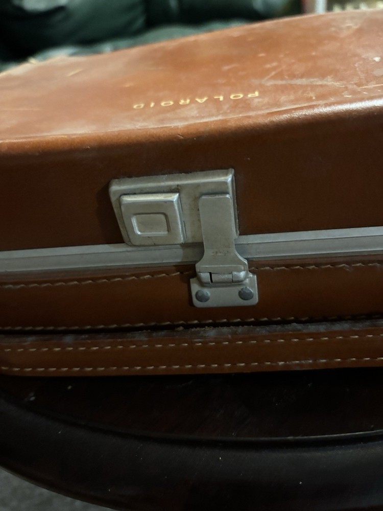 Vintage Polaroid Land Model 800 Camera Case And Accessories Untested